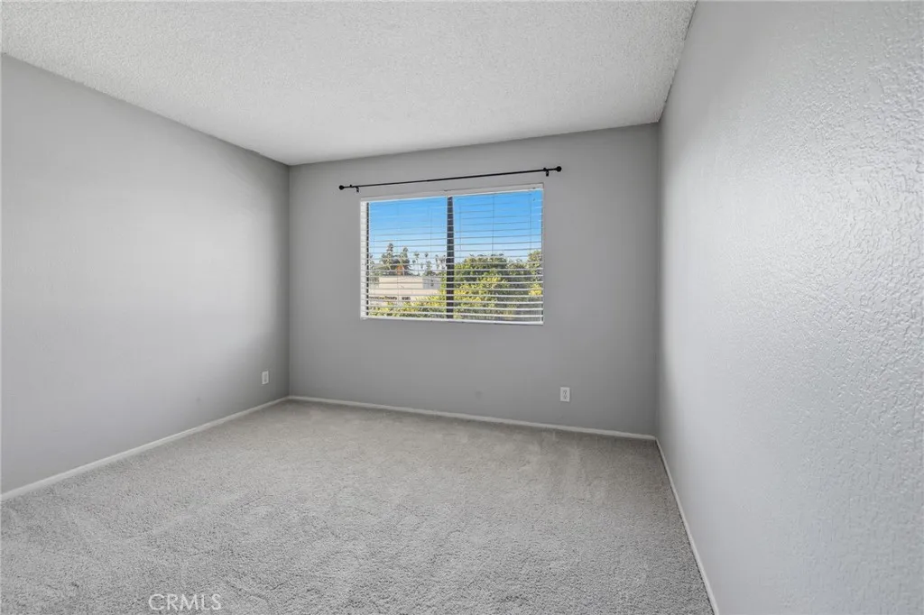Additional image 57 of 7231 Balboa Boulevard Unit A, Lake Balboa, CA 91406