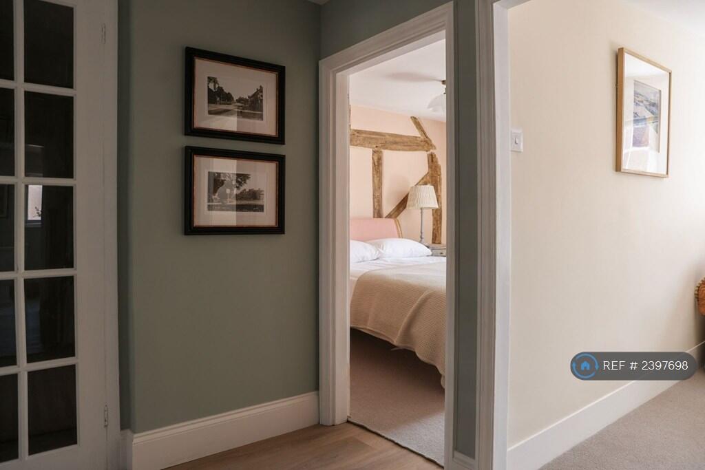 Additional image 15 of High Street, Harpenden, AL5