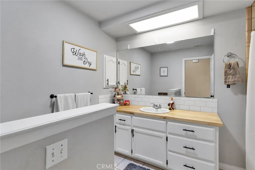 Additional image 20 of 15888 Saint Timothy Rd, Apple Valley, CA 92307