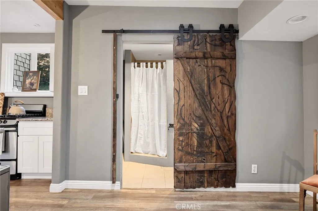 Additional image 17 of 196 Ponderosa Dr, Cedar Glen, CA 92321