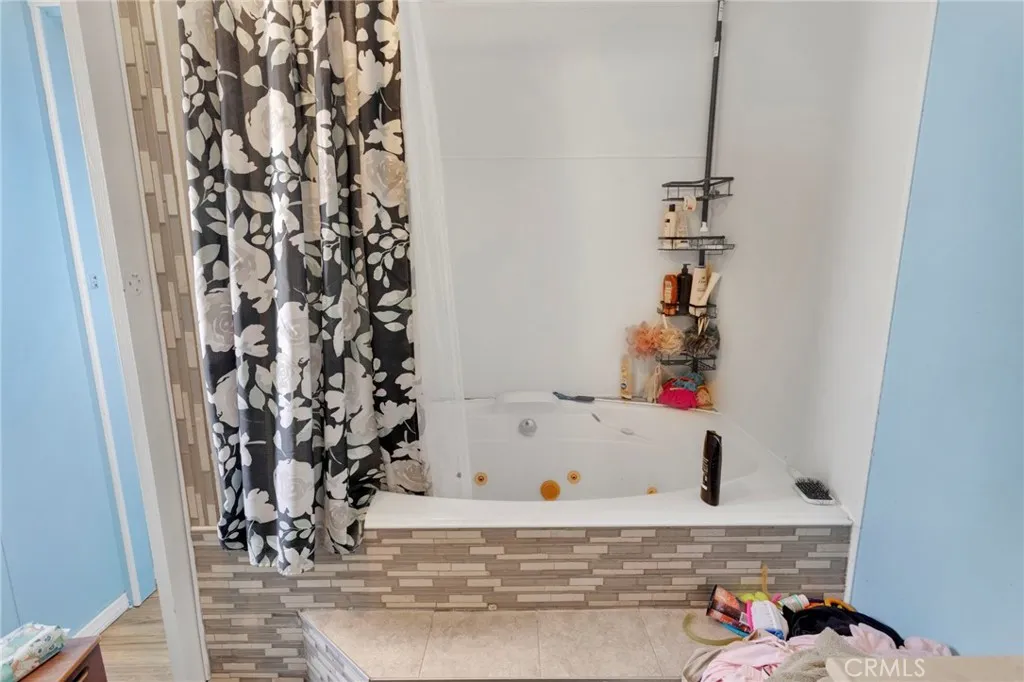 Additional image 49 of 19044 Joshua Street, Adelanto, CA 92301