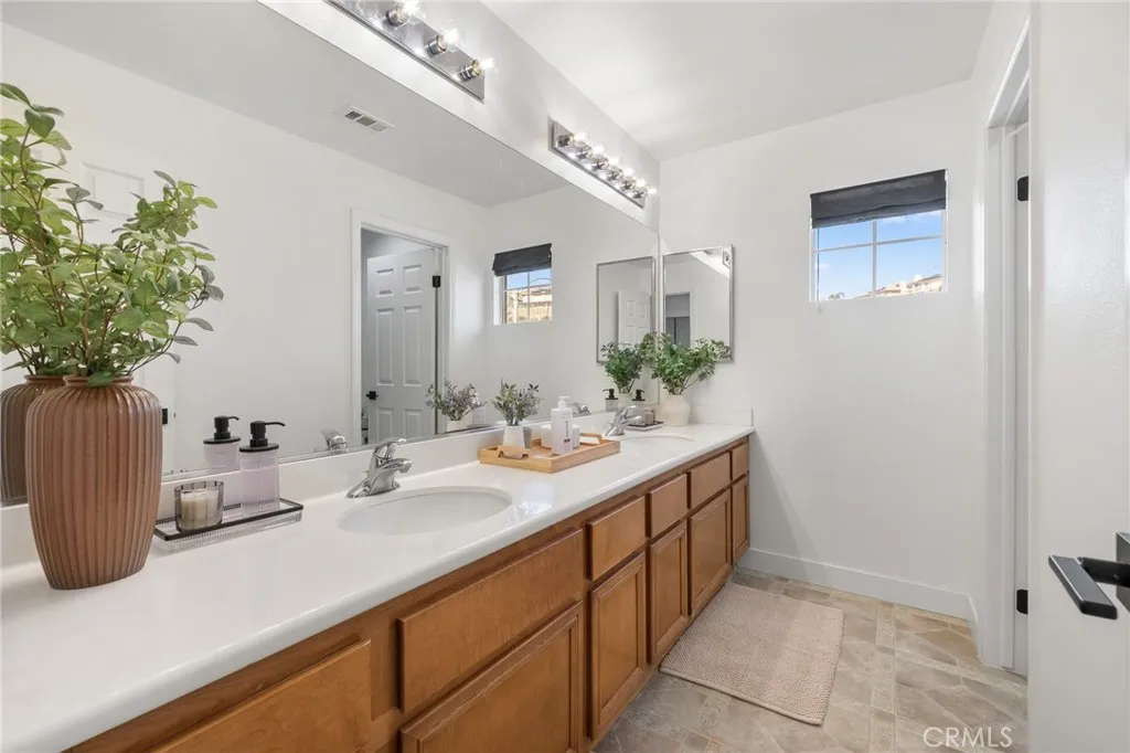 Additional image 92 of 21174 Lone Star Way, Saugus, CA 91390