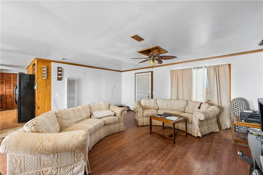 Additional image 6 of 49225 West 45th ST W, Lancaster, CA 93536