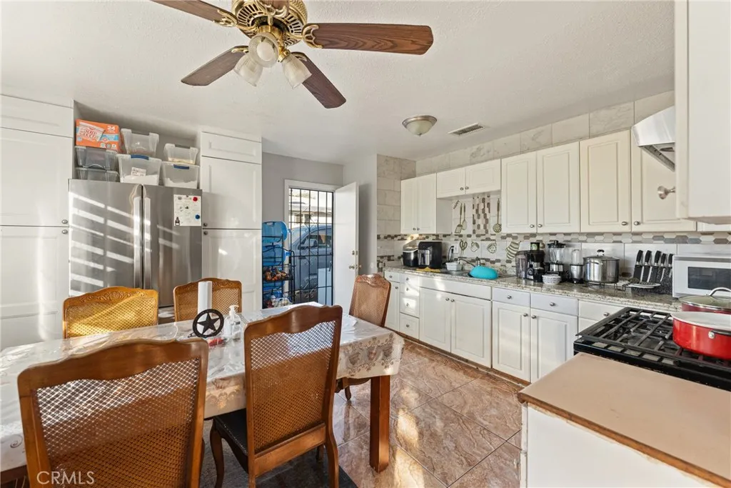 Additional image 11 of 7827 Golondrina Dr, San Bernardino, CA 92410