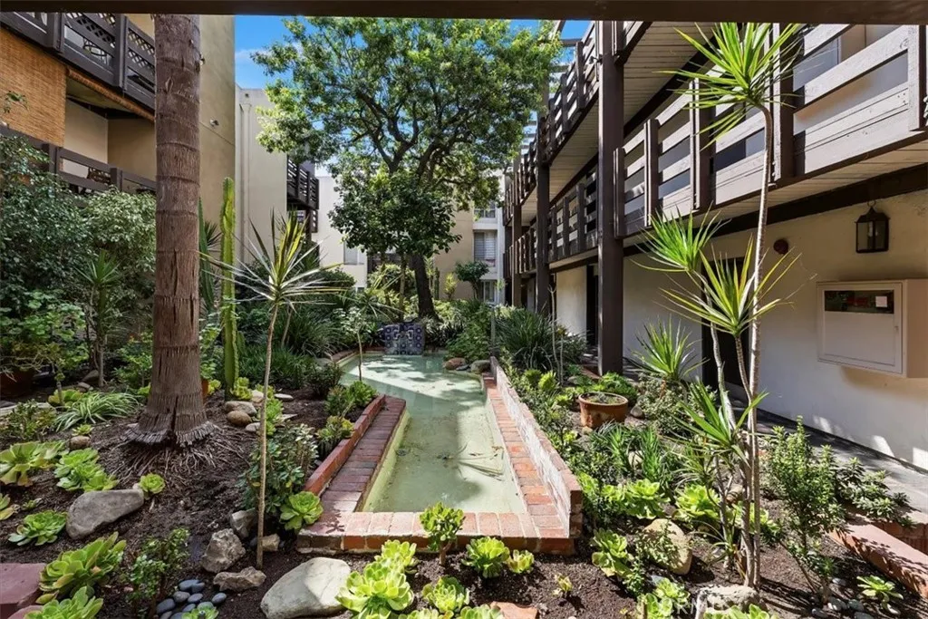 Additional image 43 of 320 S Ardmore Ave Unit 233, Los Angeles, CA 90020