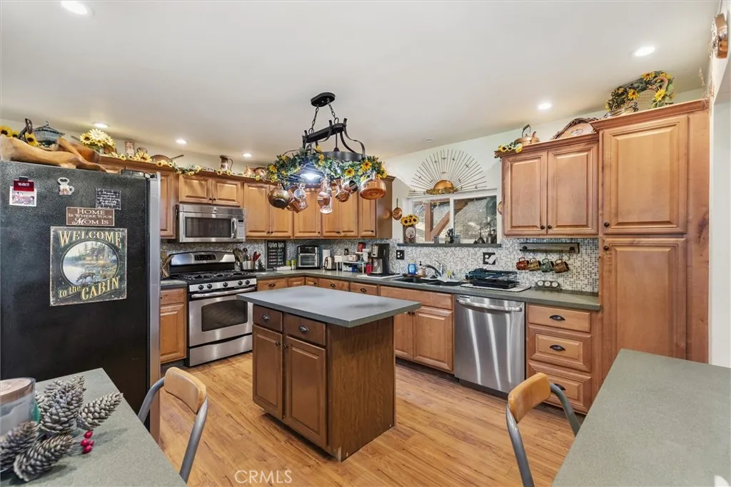 Additional image 17 of 1040 Jungfrau Dr, Crestline, CA 92325