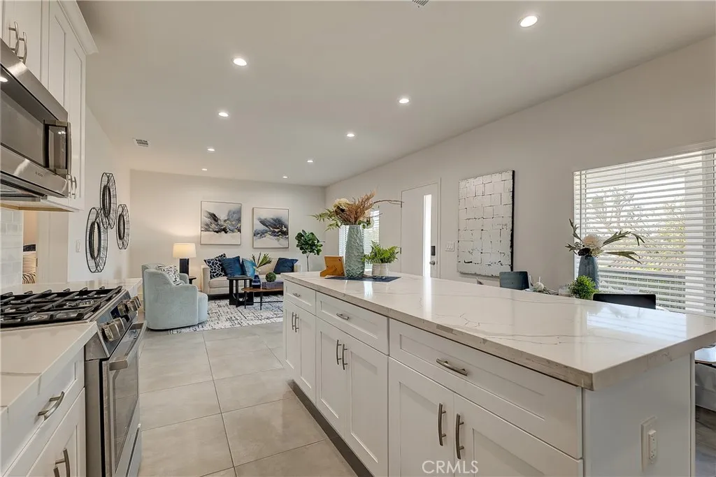 Additional image 26 of 1364 S Ridgeley Dr, Los Angeles, CA 90019