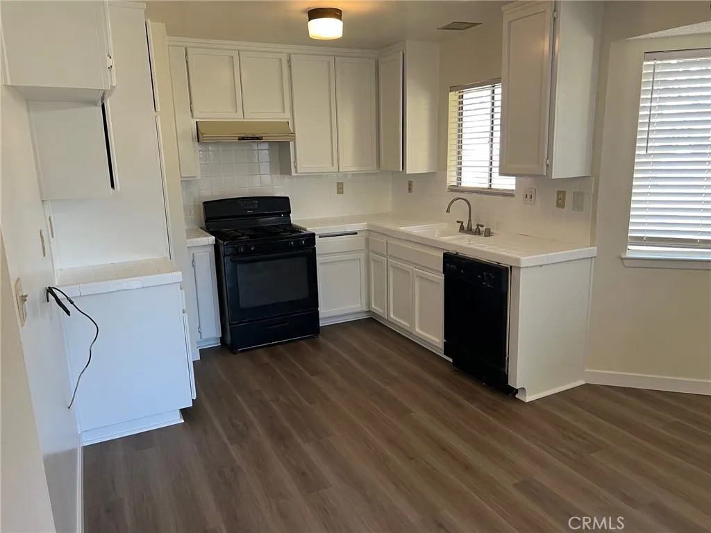 Additional image 9 of 10643 Redwood Ave, Hesperia, CA 92345