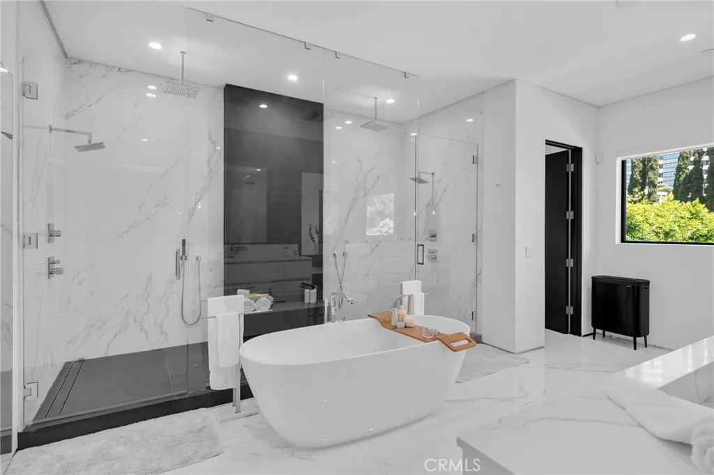 Additional image 91 of 15231 Greenleaf Street, Sherman Oaks, CA 91403