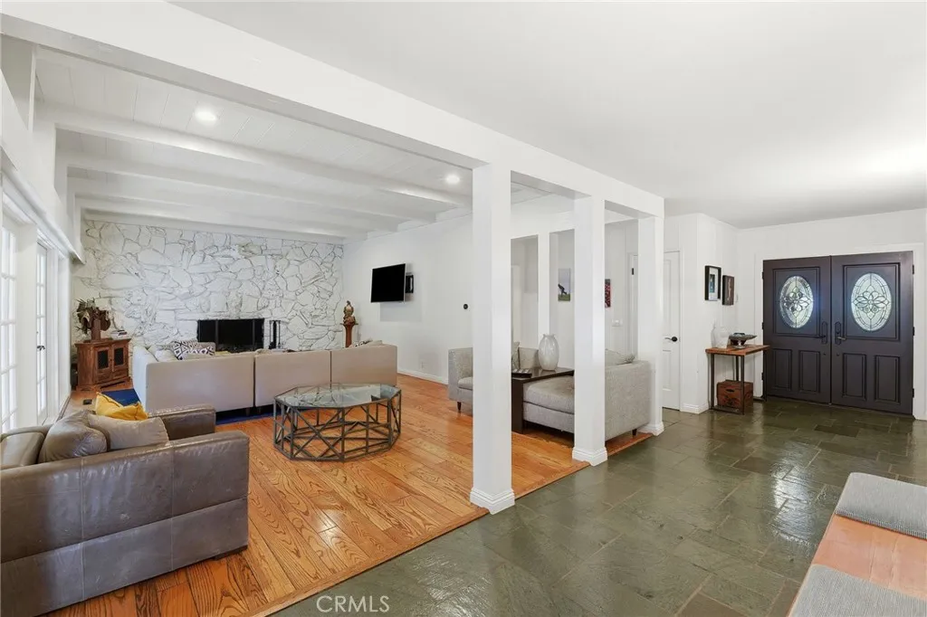 Additional image 6 of 15936 Valley Wood Road, Sherman Oaks, CA 91403