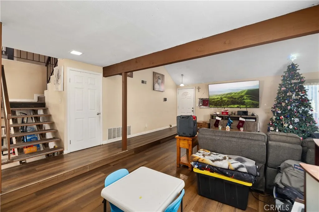 Additional image 9 of 44627 11th St E, Lancaster, CA 93535