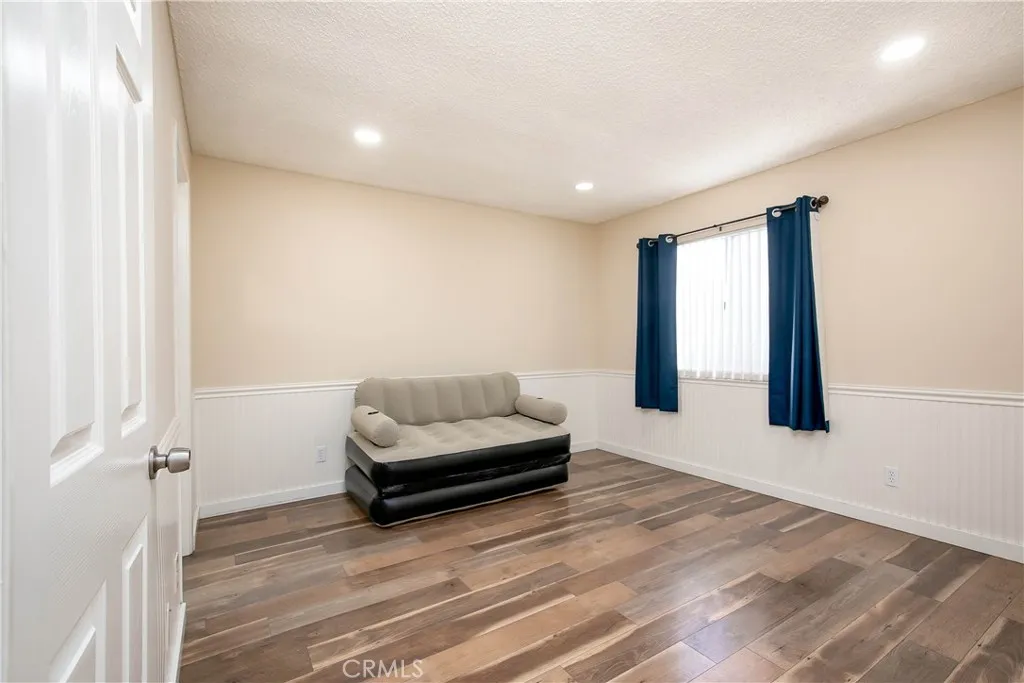 Additional image 26 of 26922 Flo Ln, Canyon Country, CA 91351