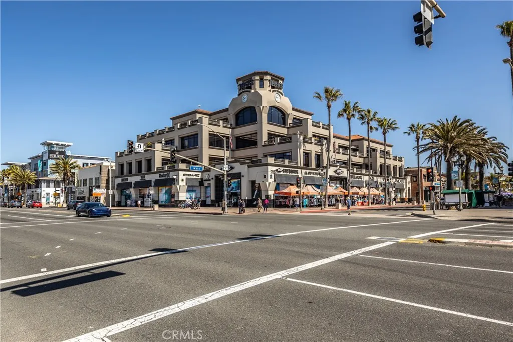 Additional image 37 of 20319 Gardenia Dr, Huntington Beach, CA 92646