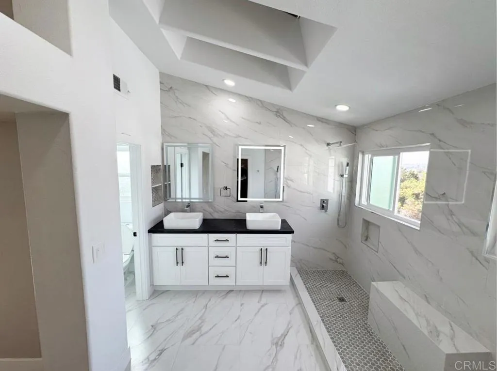 Additional image 11 of 2030 San Remo Drive, Oceanside, CA 92056