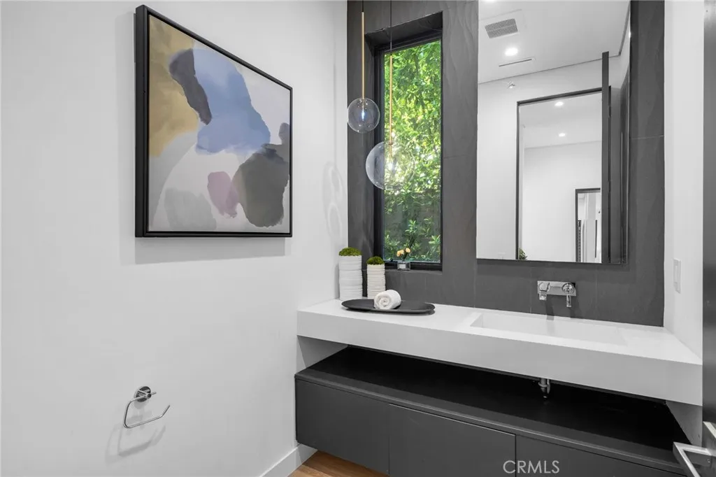 Additional image 66 of 15231 Greenleaf Street, Sherman Oaks, CA 91403