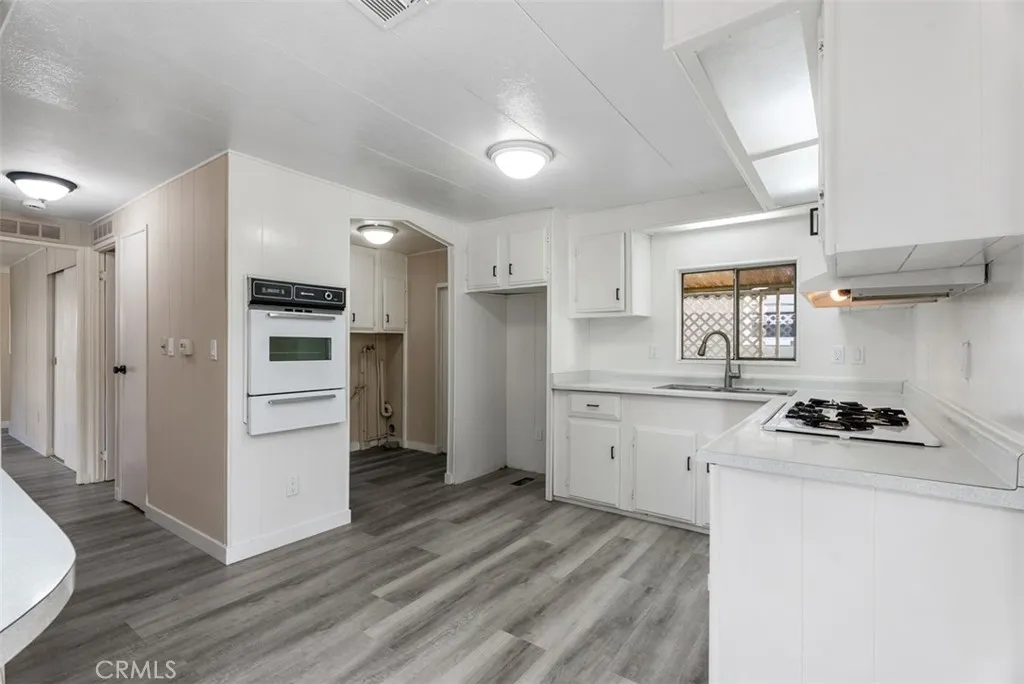 Additional image 14 of 15621 Beach Boulevard Unit 103, Westminster, CA 92683