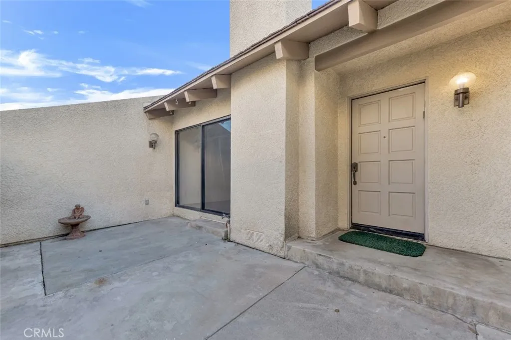 Additional image 44 of 18423 Collins Street Unit A, Tarzana, CA 91356