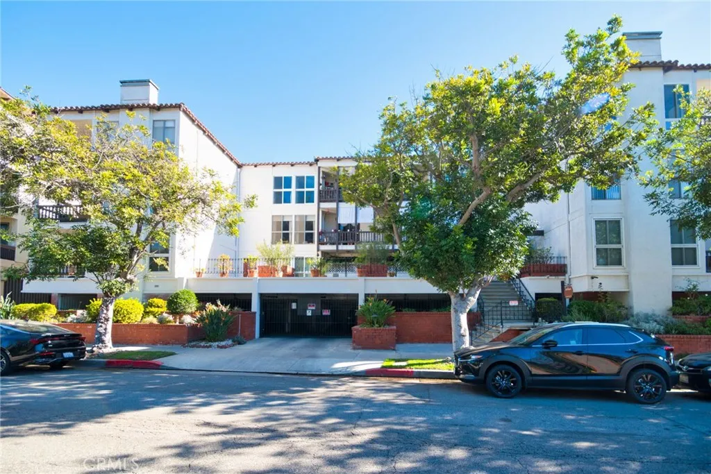 Additional image 67 of 6124 Buckingham Pkwy, Culver City, CA 90230