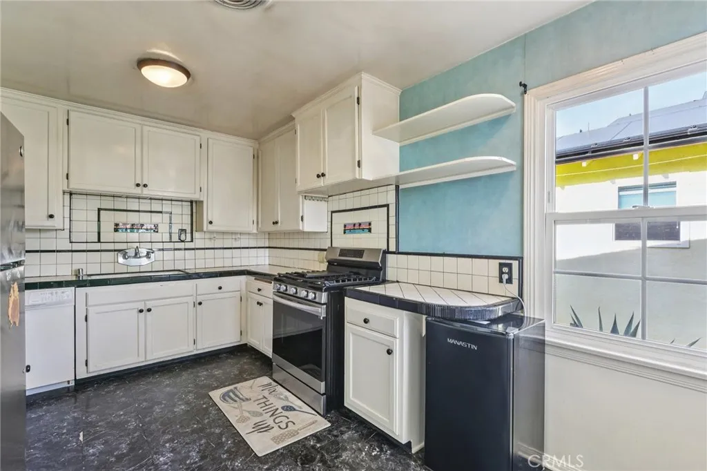 Additional image 22 of 6539 Blucher Avenue, Van Nuys, CA 91406