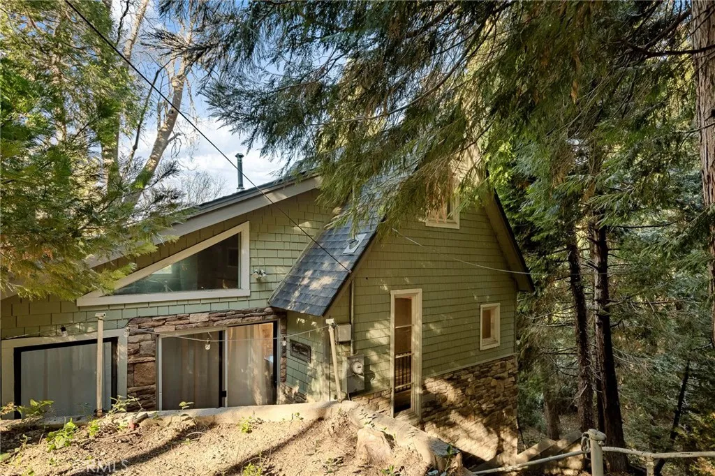 Additional image 31 of 196 Ponderosa Dr, Cedar Glen, CA 92321