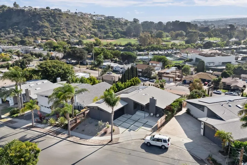 Additional image 10 of 4821 Viane Way, San Diego, CA 92110