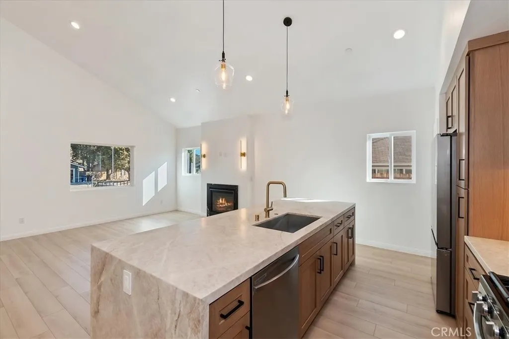 Additional image 66 of 304 San Anselmo, Big Bear City, CA 92314