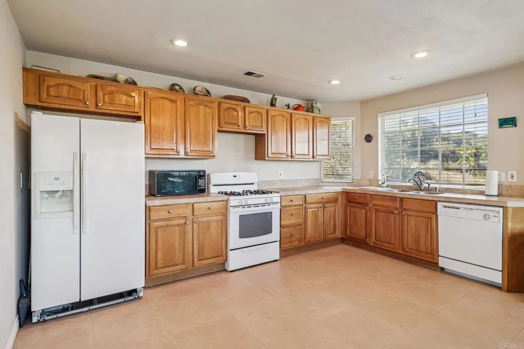 Additional image 17 of 25749 Potrero Valley Road, Potrero, CA 91963