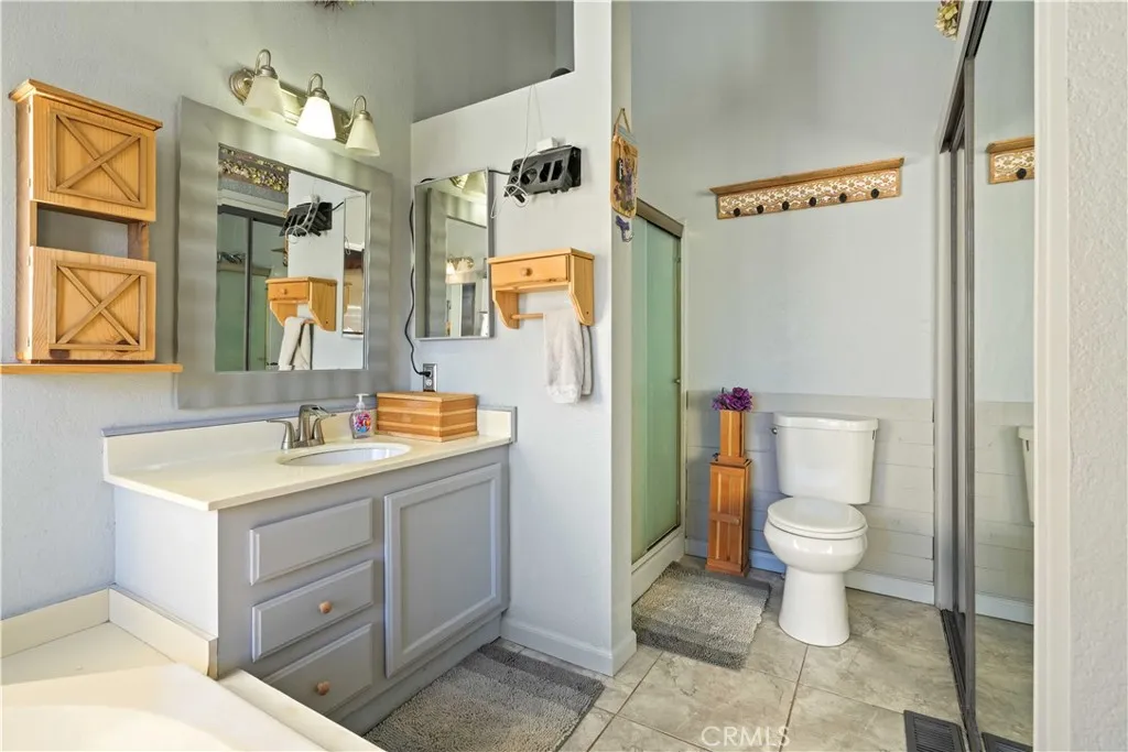 Additional image 18 of 20060 Shadow Island Drive, Canyon Country, CA 91351