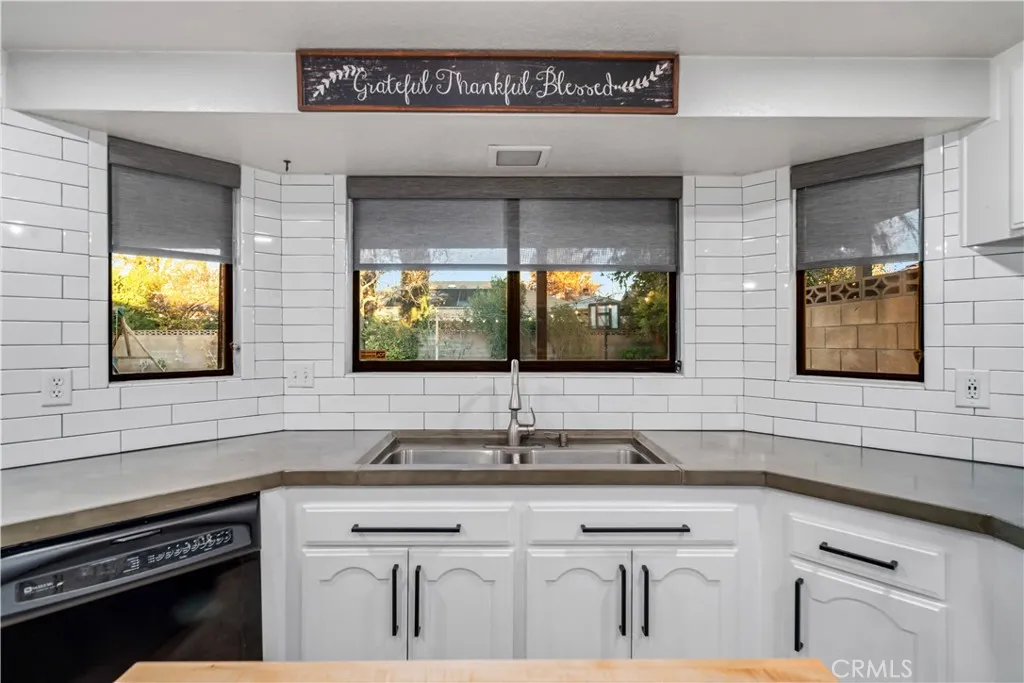 Additional image 76 of 43034 Cherbourg Ln, Lancaster, CA 93536