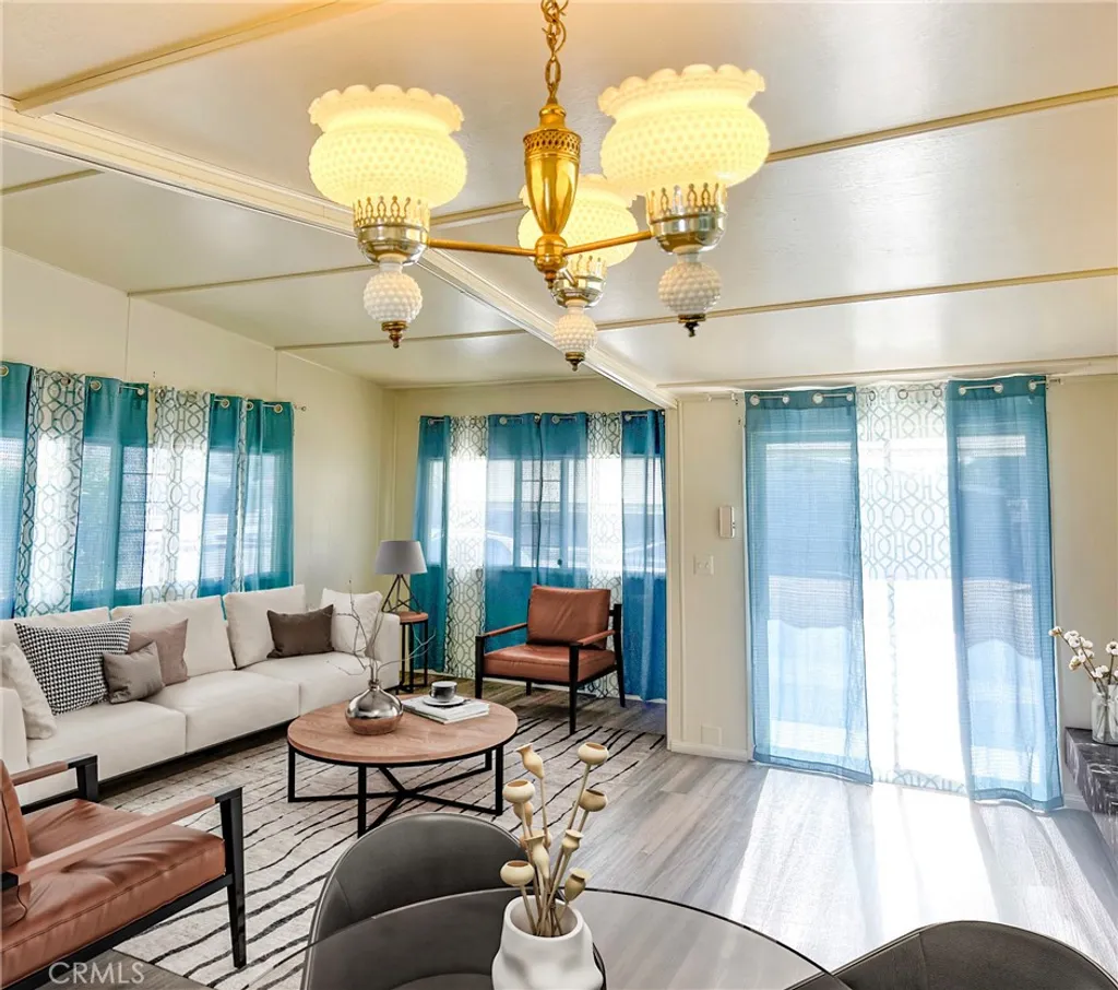 Property image for 914 W Johnston Ave, Hemet, CA 92543