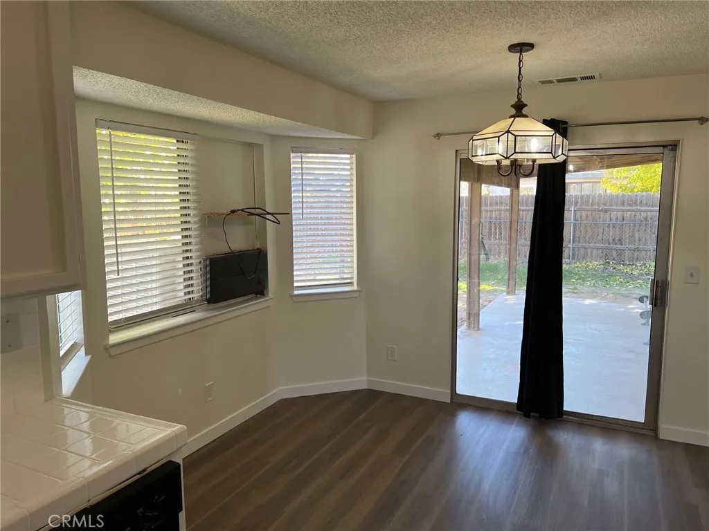 Additional image 105 of 10643 Redwood Ave, Hesperia, CA 92345