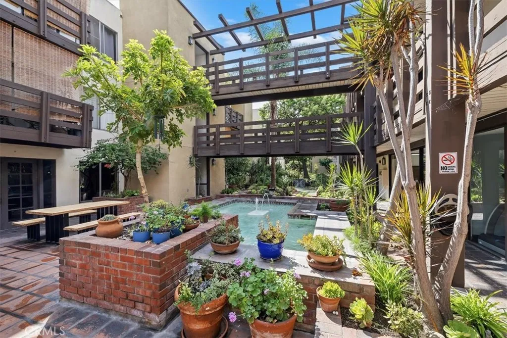 Additional image 44 of 320 S Ardmore Ave Unit 233, Los Angeles, CA 90020