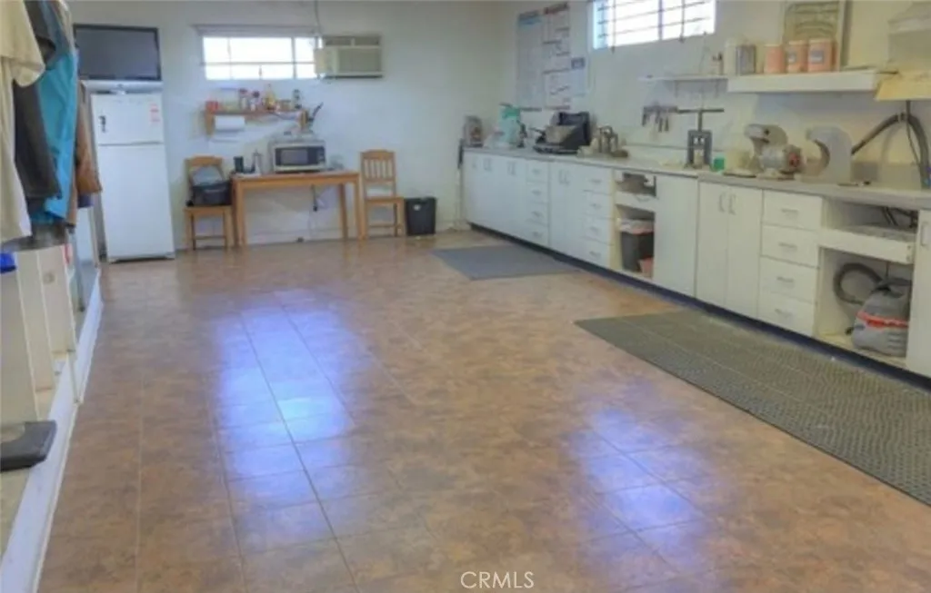 Additional image 8 of 501 S Victoria Ave, Corona, CA 92879