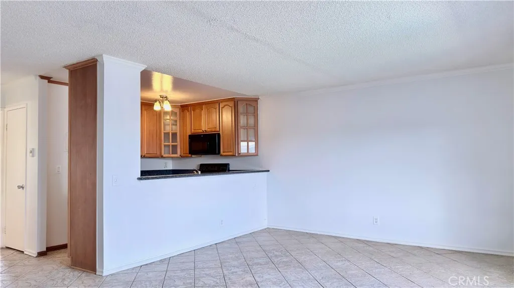 Additional image 43 of 20930 Parthenia Street Unit 216, Canoga Park, CA 91304