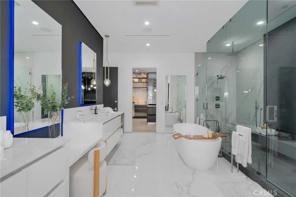 Additional image 35 of 15231 Greenleaf Street, Sherman Oaks, CA 91403