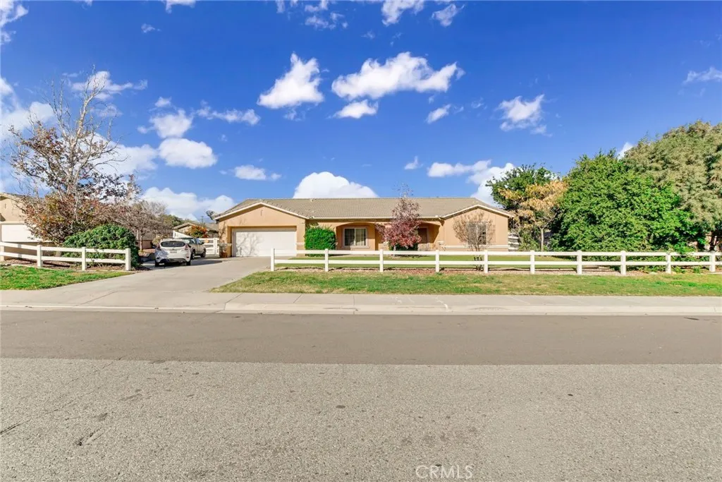 Additional image 3 of 1075 Charles Street, Banning, CA 92220