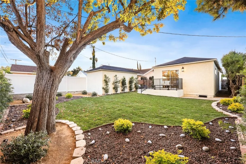 Additional image 45 of 5052 Newcastle, Encino, CA 91316