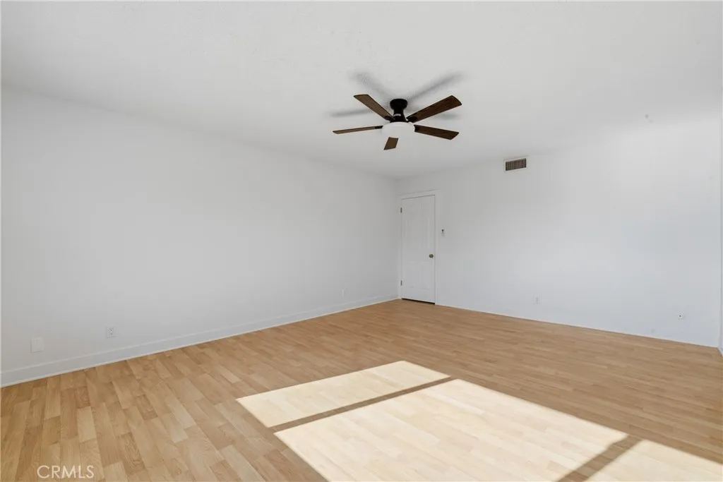 Additional image 118 of 658 Glenmore Blvd, Glendale, CA 91206