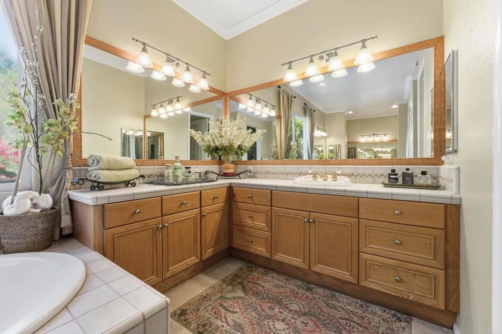 Additional image 92 of 15141 Post Oak Lane, El Cajon, CA 92021