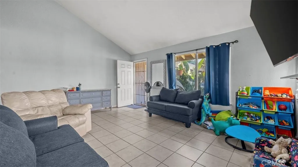 Additional image 7 of 315 S Dallas Ave, San Bernardino, CA 92410