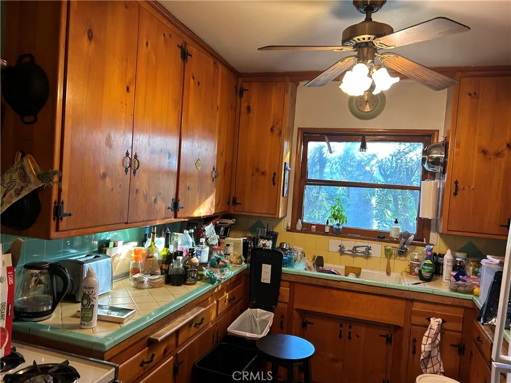 Additional image 17 of 10553 McBroom, Sunland, CA 91040