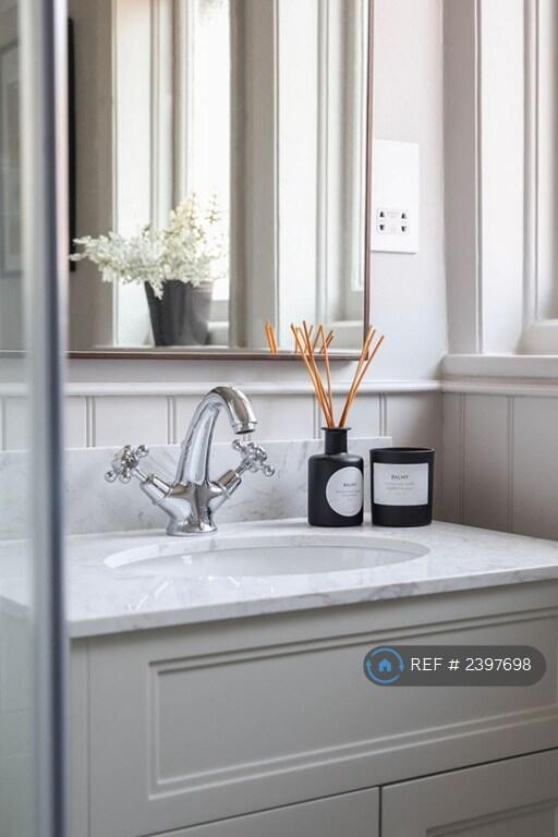 Additional image 12 of High Street, Harpenden, AL5