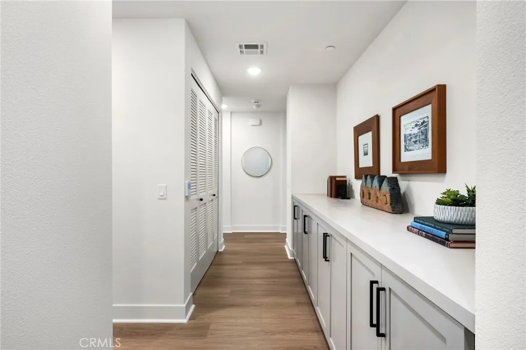 Additional image 22 of 414 Main St Unit 300, Huntington Beach, CA 92648