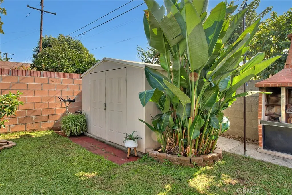 Additional image 95 of 236 E Mason St, Azusa, CA 91702