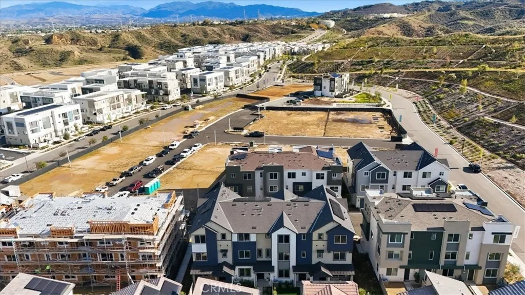 Additional image 93 of 27323 Seven Oaks Lane, Valencia, CA 91381