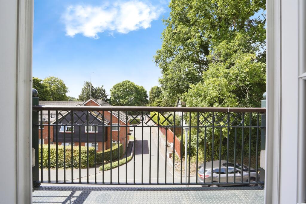 Additional image 13 of Canonsfield Road, WELWYN