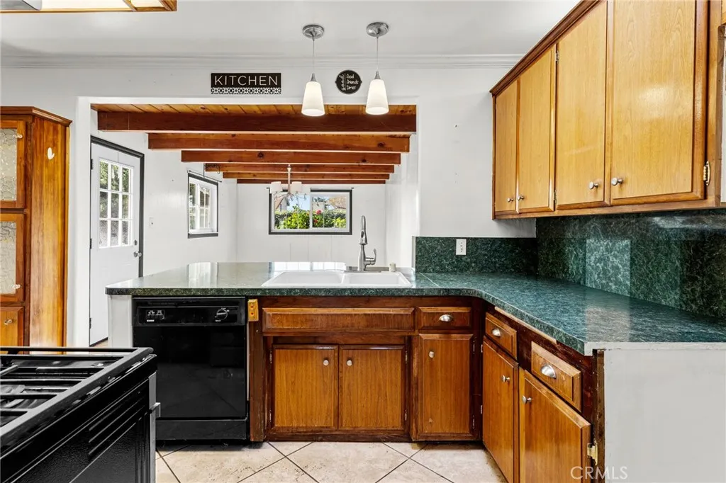 Additional image 43 of 1045 Cathedral Way, Pomona, CA 91768