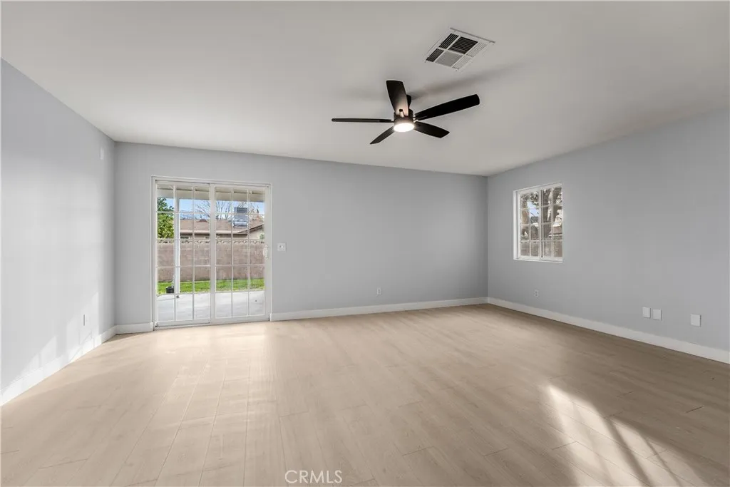 Additional image 16 of 638 N Girard St, Hemet, CA 92544