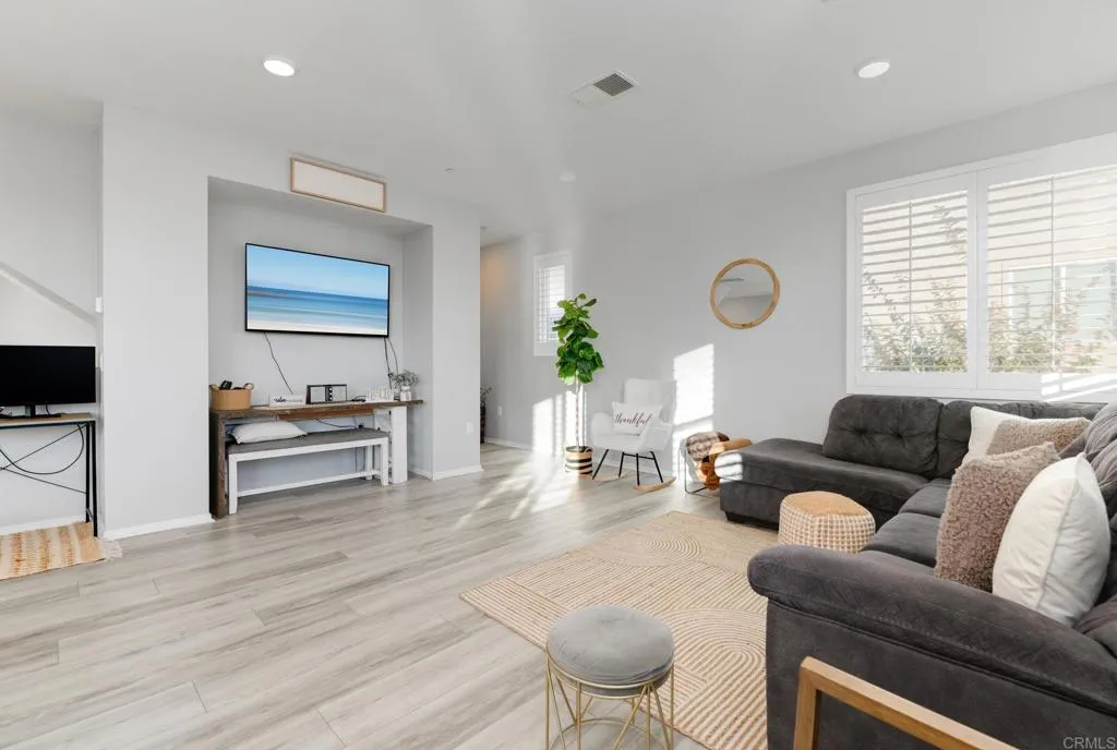 Additional image 4 of 5276 Beahfront Cove Street Unit 237, San Diego, CA 92154