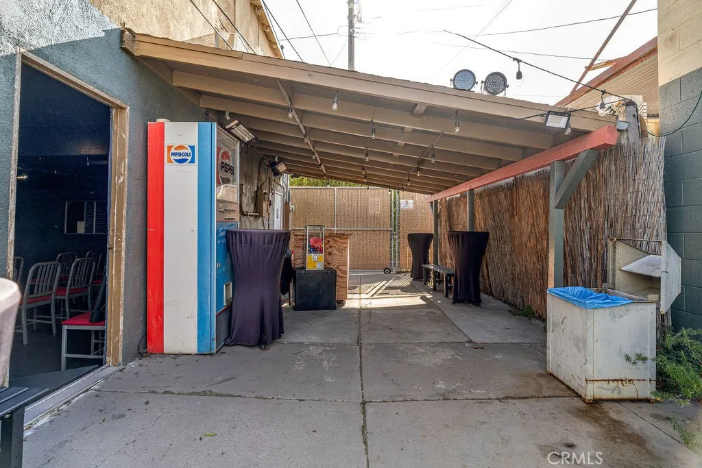 Additional image 50 of 2200 W Burbank Boulevard, Burbank, CA 91506